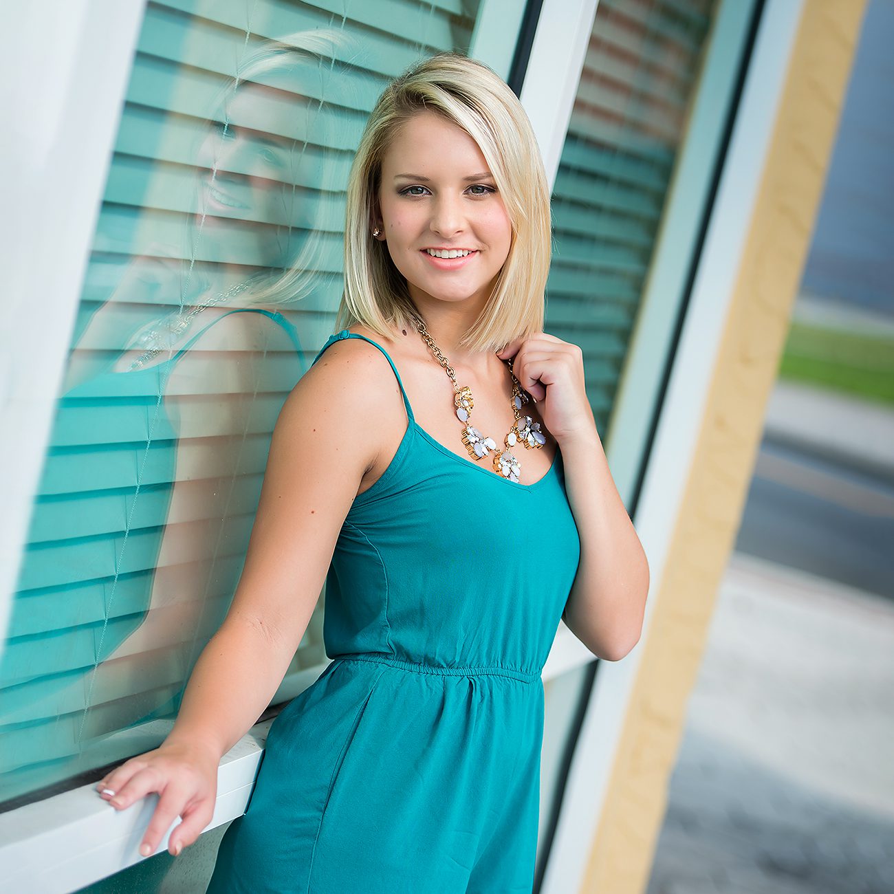 Professional-Photography: Photos-Graduation-Session in Top-Studio, High School, Lakeland, Central Florida, Senior Portrait