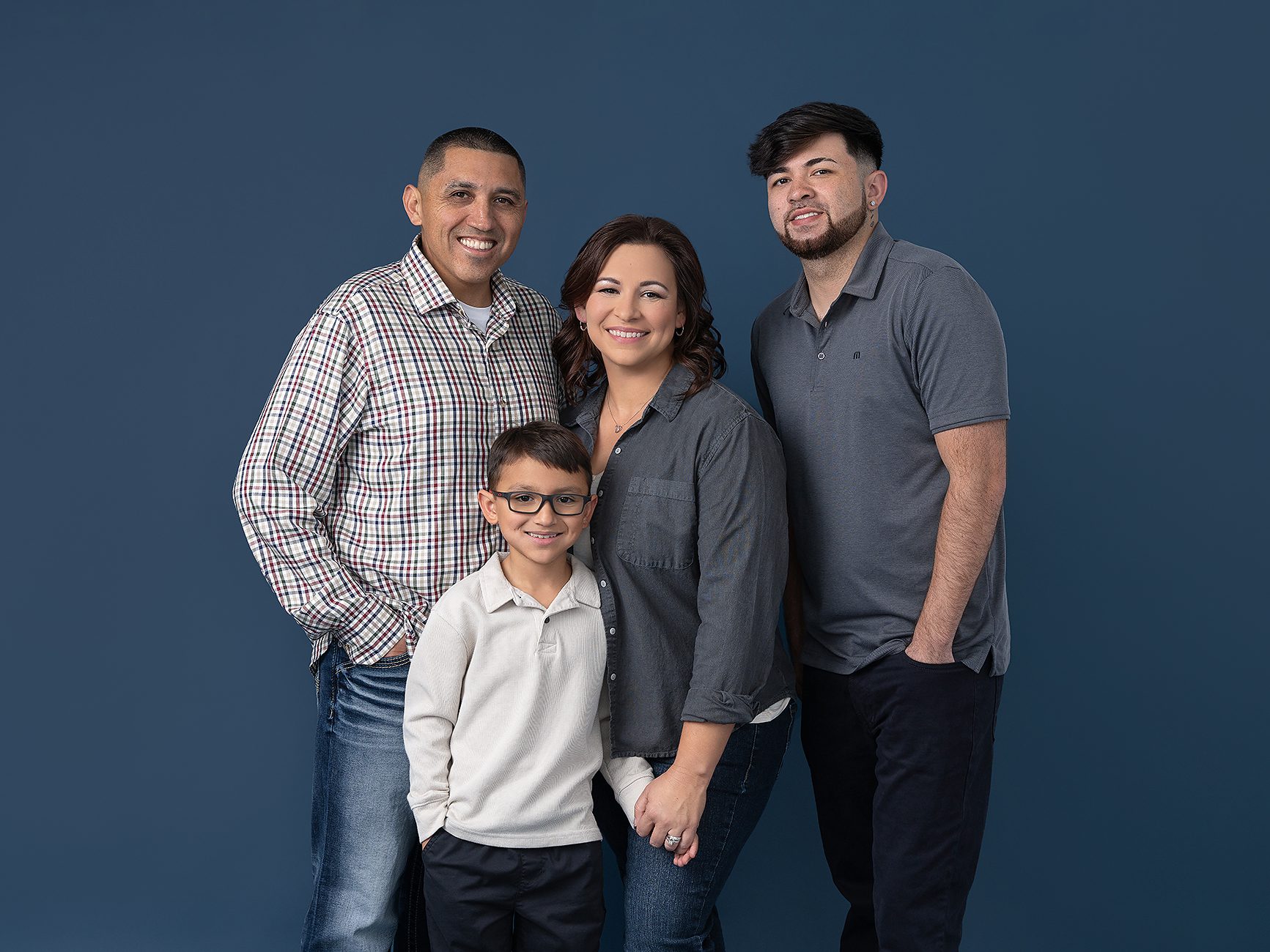 Professional-photography-session-studio-lakeland in central Florida: beautiful family portrait