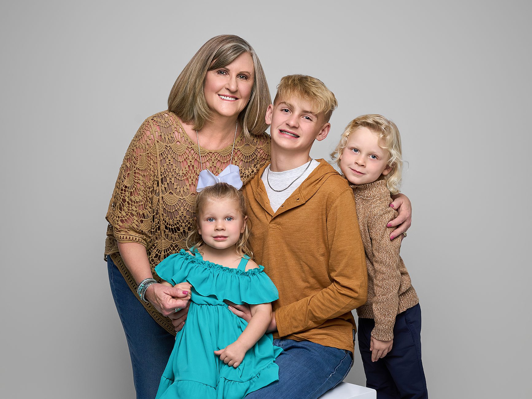 Lakeland Portraits-Professional-photography-session-studio- central Florida: beautiful family